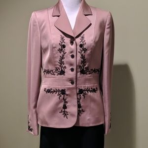 Kasper skirt suit